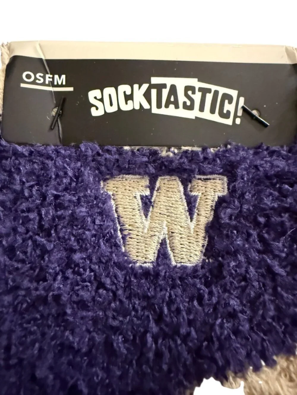 NEW UW University of Washington Cozy Fuzzy Socks, Huskies Purple